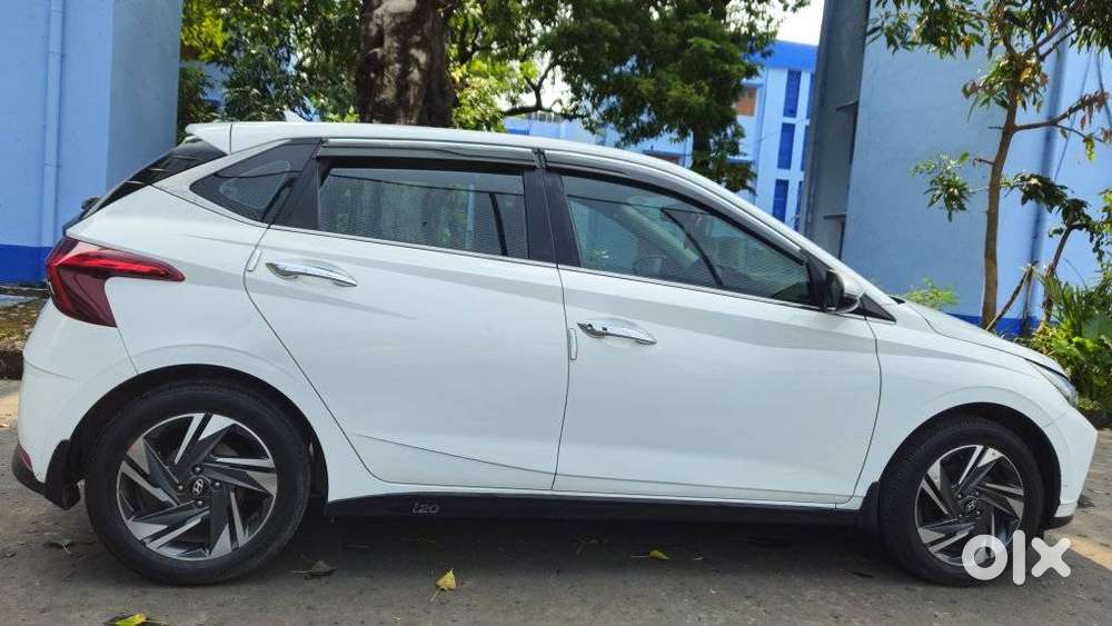 Hyundai I20 Asta (o) 1.2 Mt, 2022, Petrol