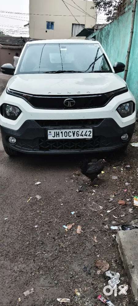 Tata Punch 2025 Petrol Well Maintained