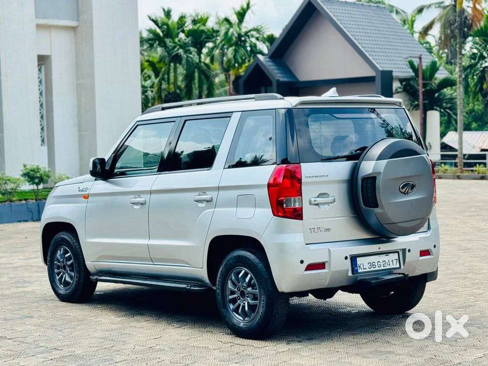 Mahindra Tuv 300 T10, 2018, Diesel