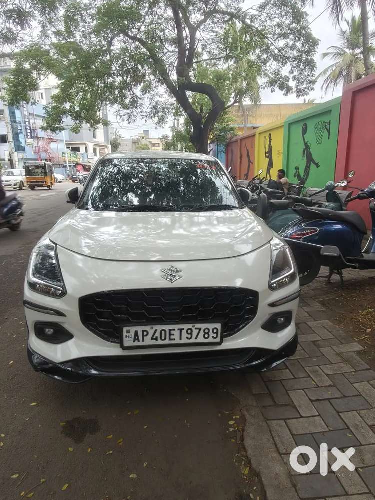 Maruti Suzuki Swift 1.2 Vxi Petrol Manual 2025