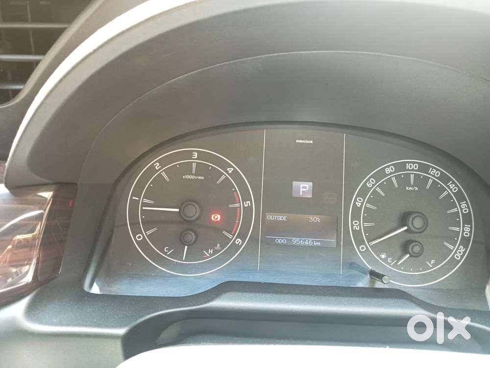 Toyota Innova Crysta 2.7 Gx At 8s, 2019