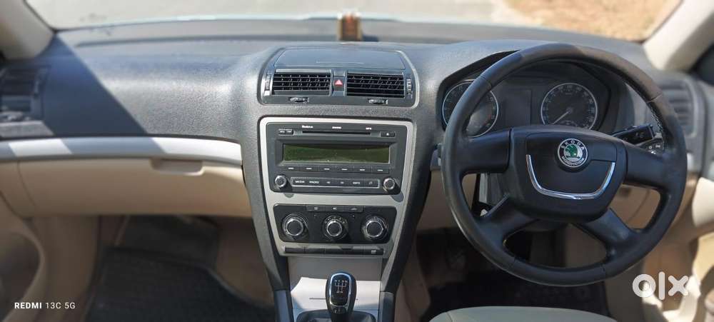 Skoda Laura 1.9 Tdi Mt Ambiente, 2010, Diesel