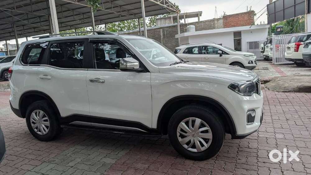 Mahindra Scorpio-n 2.2 Z6 Diesel At 7 Str, 2023, Diesel