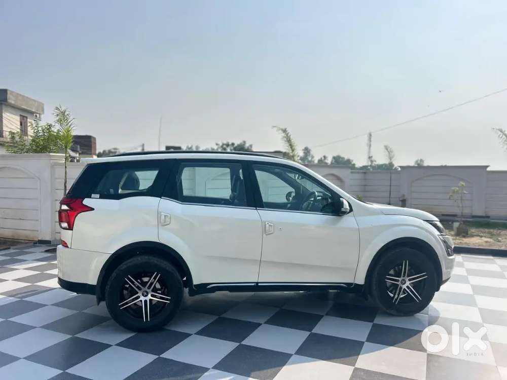 Mahindra Xuv500 2018 Diesel 62000 Km Driven