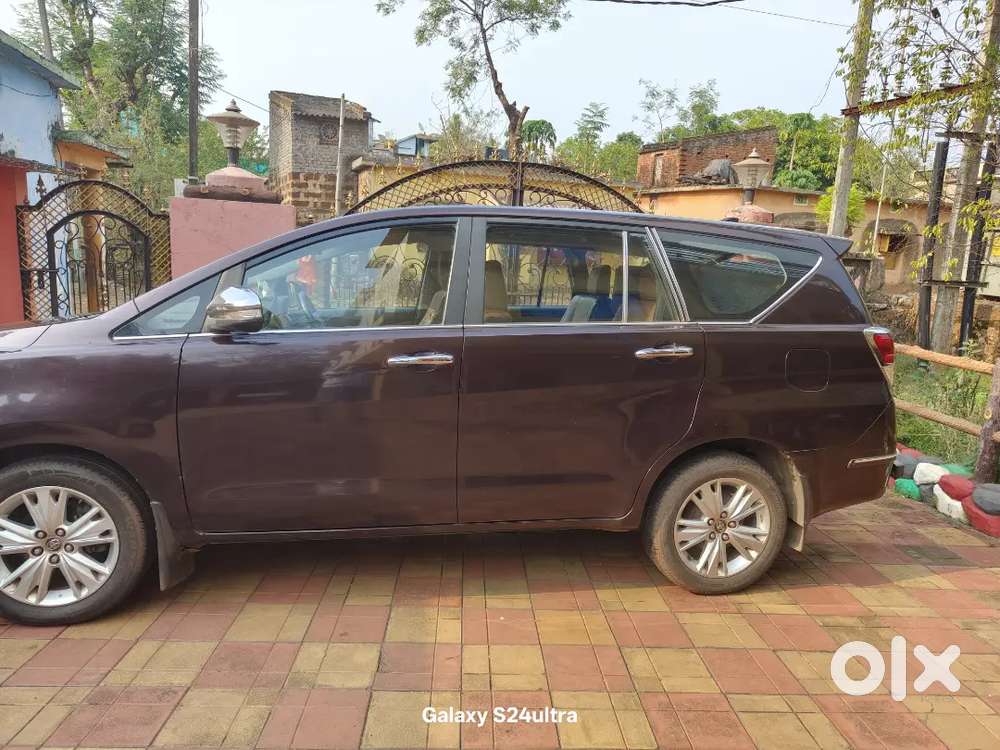 Toyota Innova Crysta2.8zx