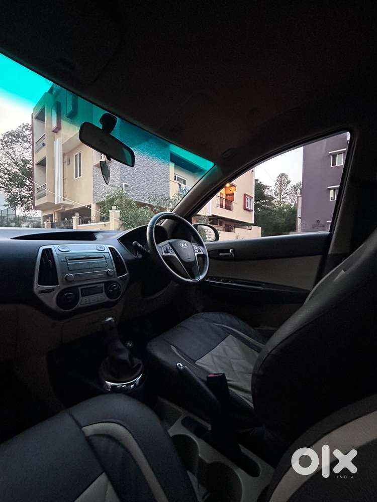 Hyundai I20 2010-2012 1.2 Sportz Option, 2012, Petrol