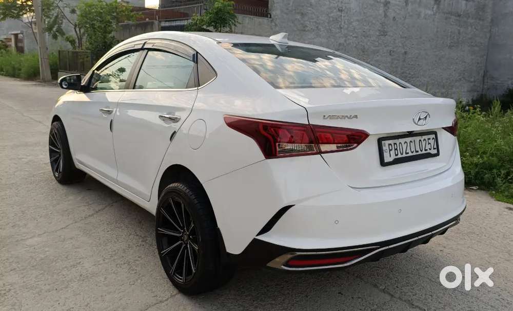 Showroom Condition Diesel Verna Sx(o) 2020 Top Model