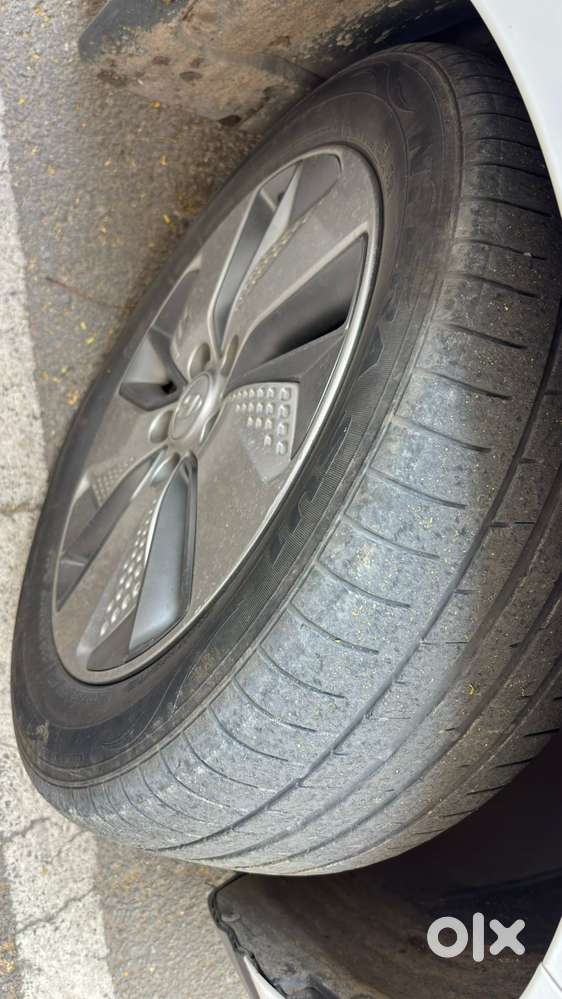 Hyundai Kona Electric Premium Dual Tone, 2023, Electric