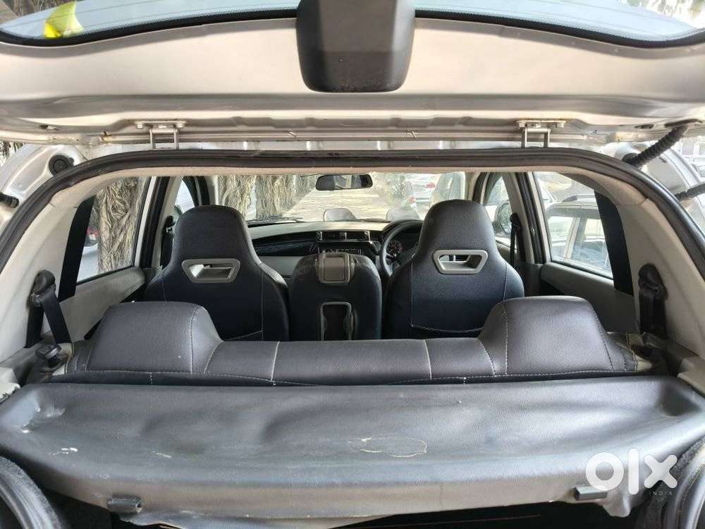 Mahindra Kuv 100 2016-2017 Mfalcon G80 K4 Plus, 2016, Petrol