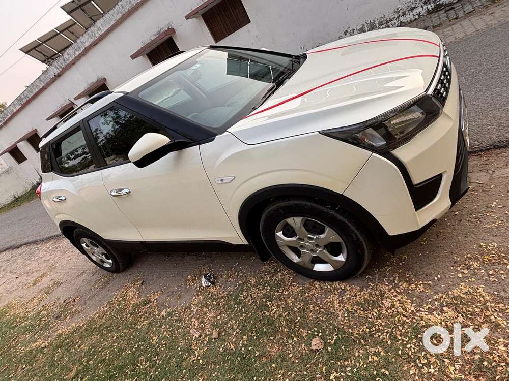 Mahindra Xuv300 W6, 2021, Petrol