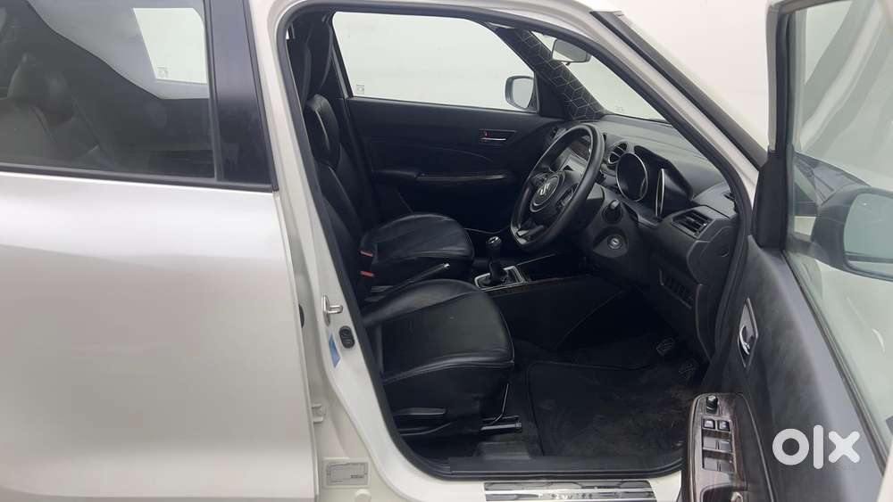Maruti Suzuki Swift Vvt Vxi, 2020, Petrol