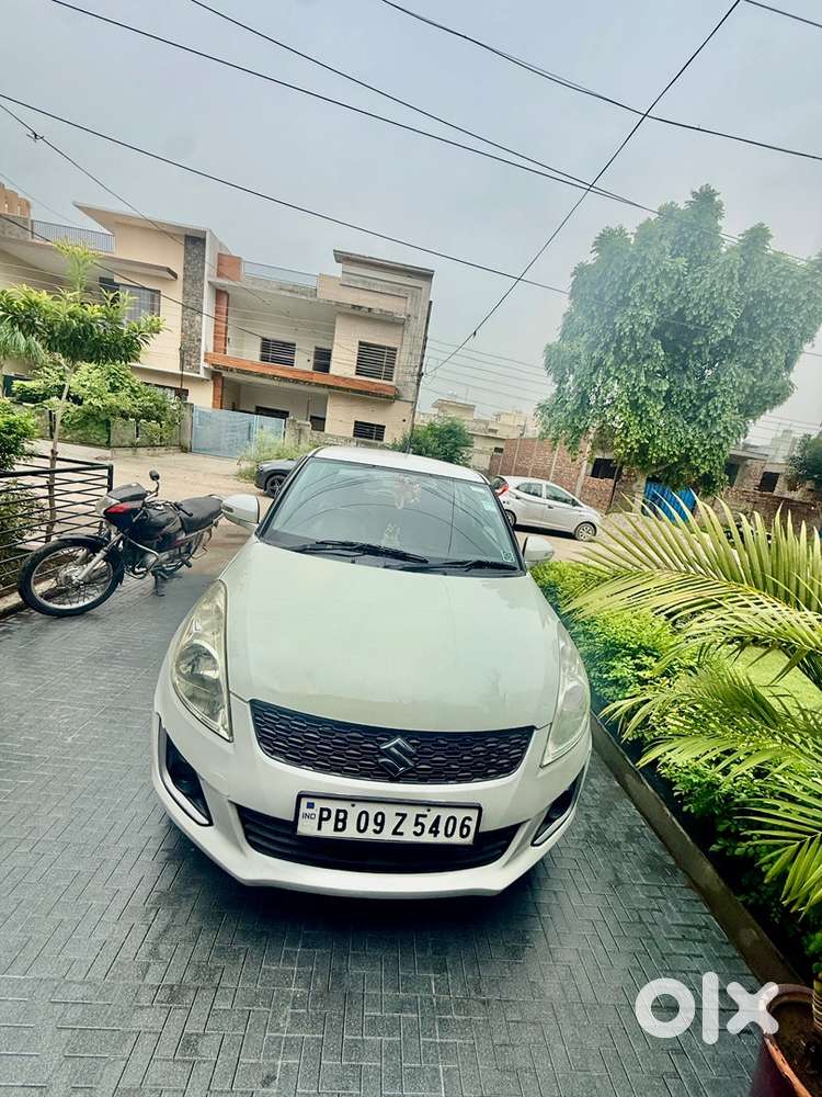 Maruti Suzuki Swift 2015 (november)