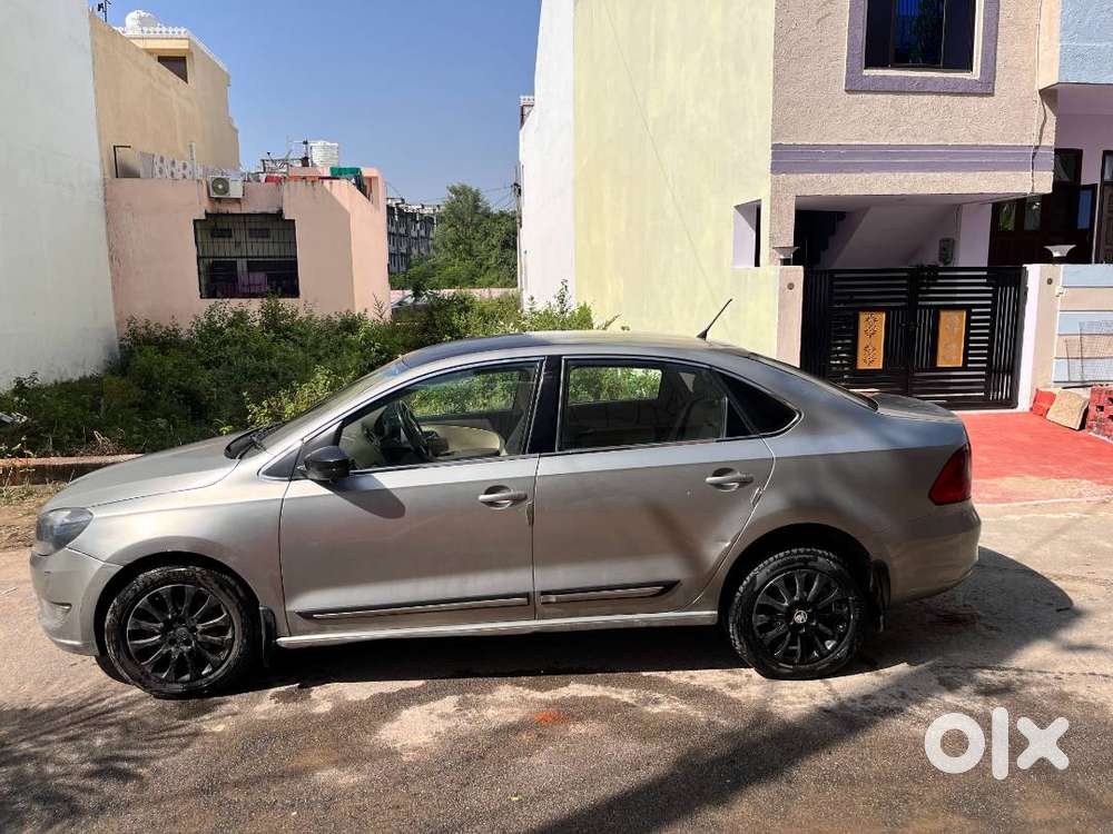 Skoda Rapid Dec 2015 Diesel Well Maintained