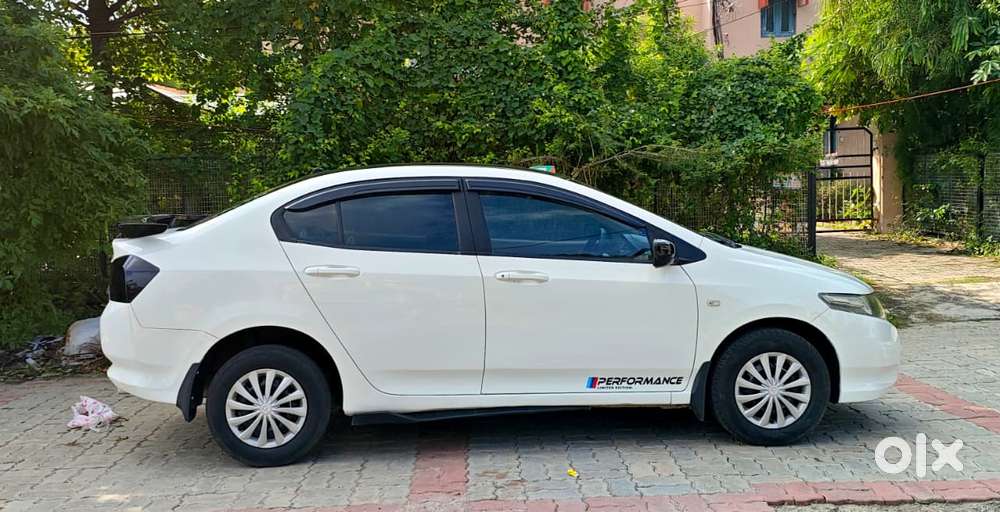 Honda City, 2011, Petrol