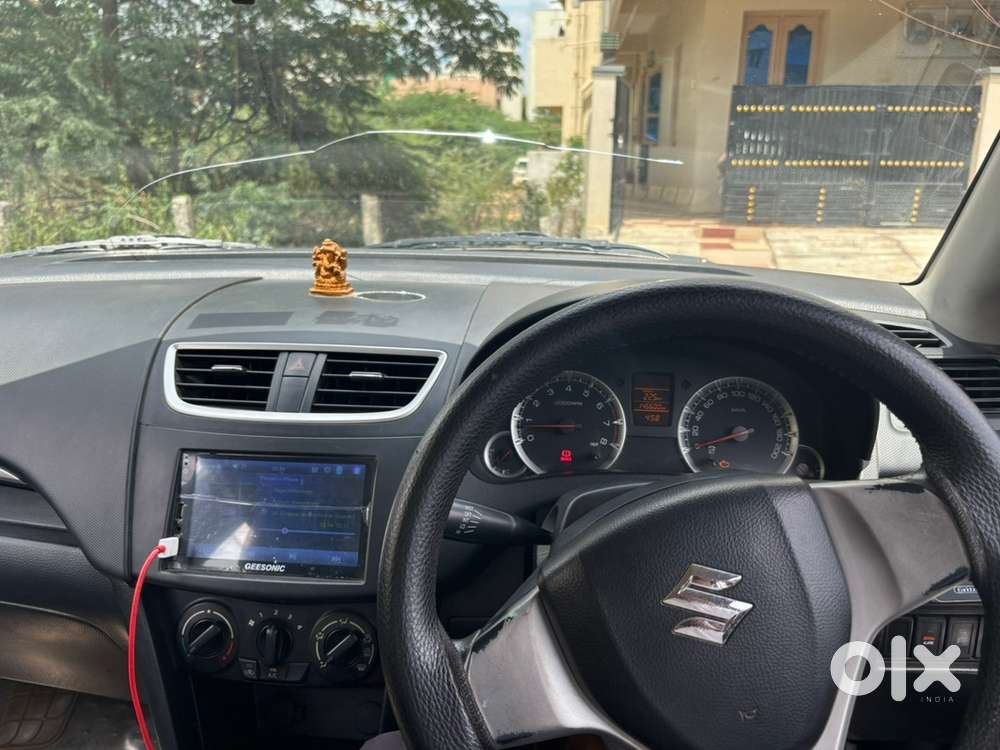 Maruti Swift Petrol 2012