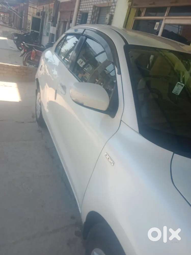 Maruti Suzuki Dzire 2019 Diesel 97410km Driven