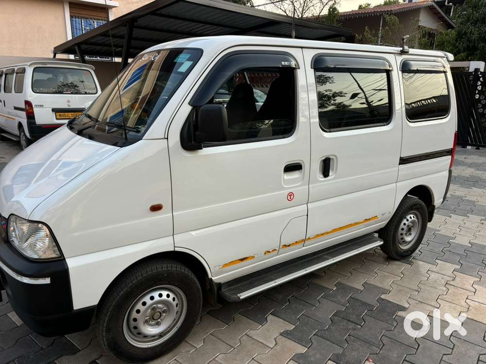 2023 Maruti Eeco Petrol Manual Car
