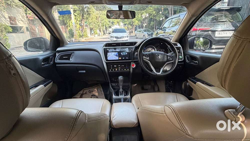 Honda City V At Exclusive, 2018, Petrol
