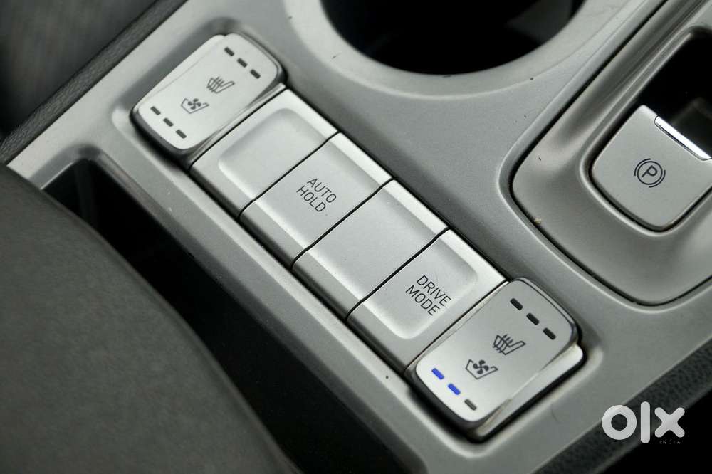 Hyundai Kona Electric Premium Dual Tone, 2020, Electric