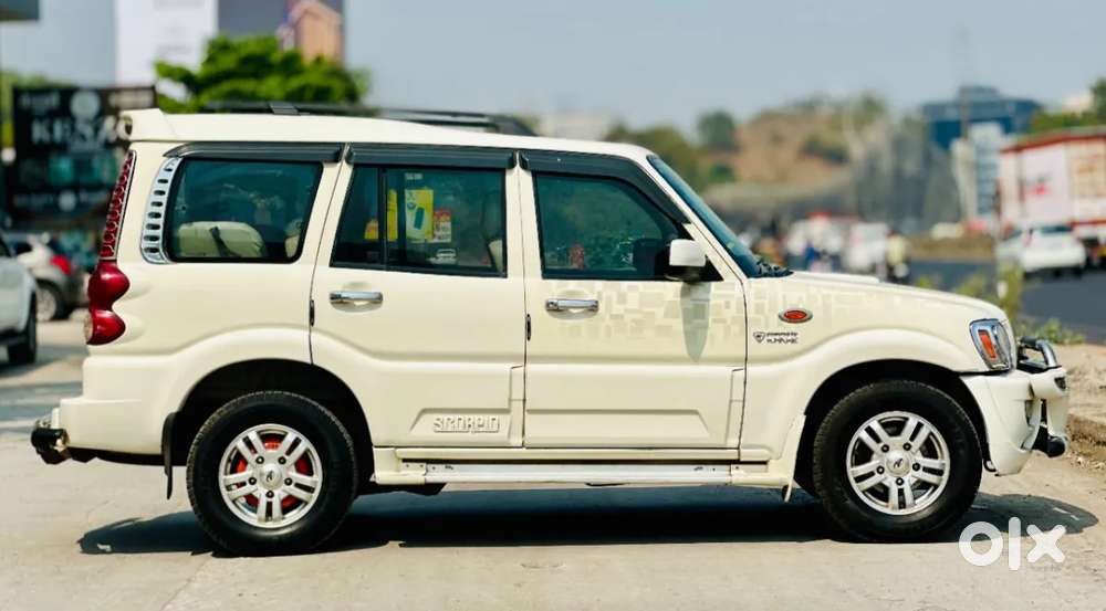 Mahindra Scorpio Vlx 2wd Bsiv, 2014, Diesel