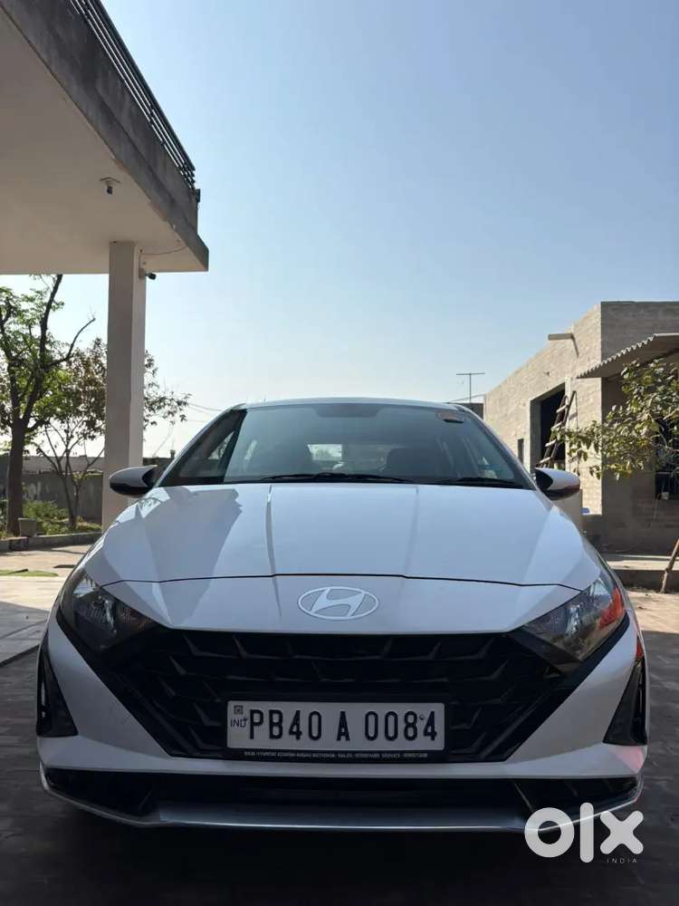 Hyundai New I20 2024 Petrol 17000 Km Driven Vip Number Original Car