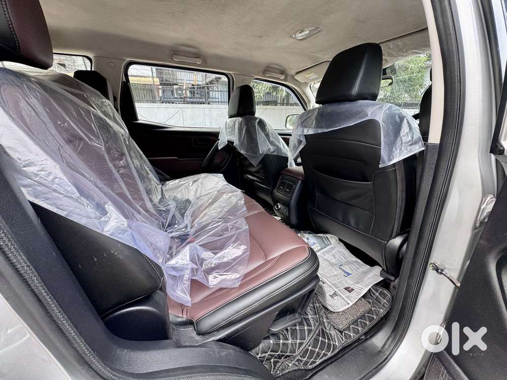 Mahindra Scorpio N Z4 Petrol Mt 7 Str, 2024, Petrol