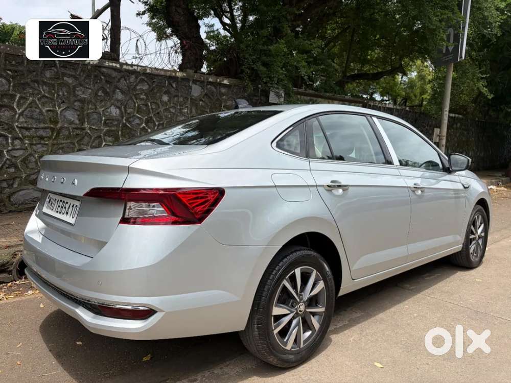 Skoda Slavia Style 1.0l Tsi Mt, 2022, Petrol
