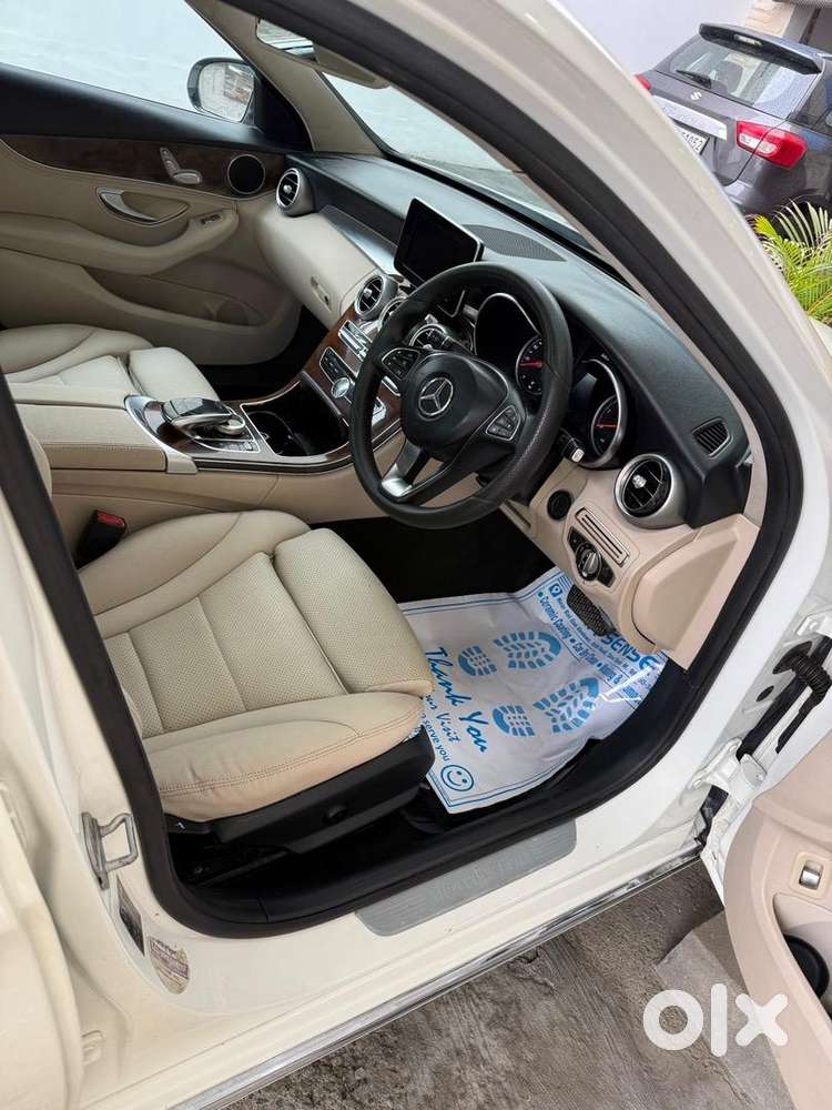 Mercedes-benz C-class 2015 Diesel 106000 Km Driven
