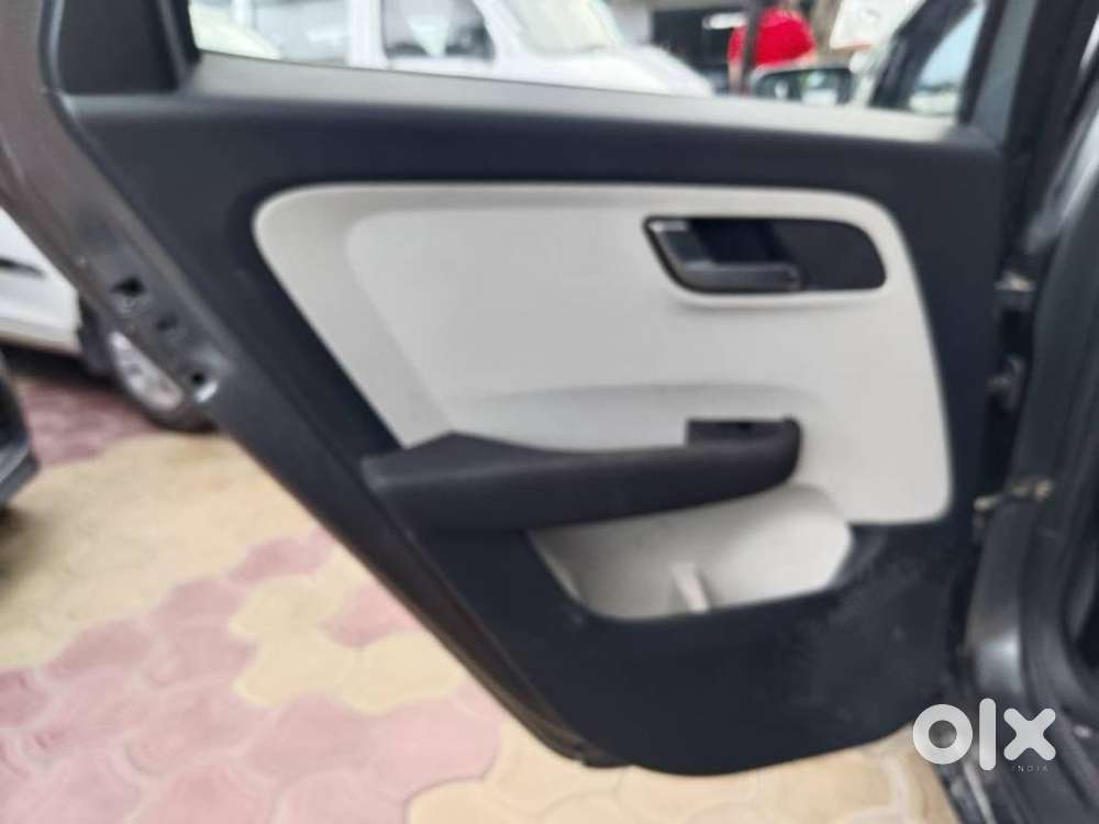 Tata Altroz Xz, 2021, Petrol