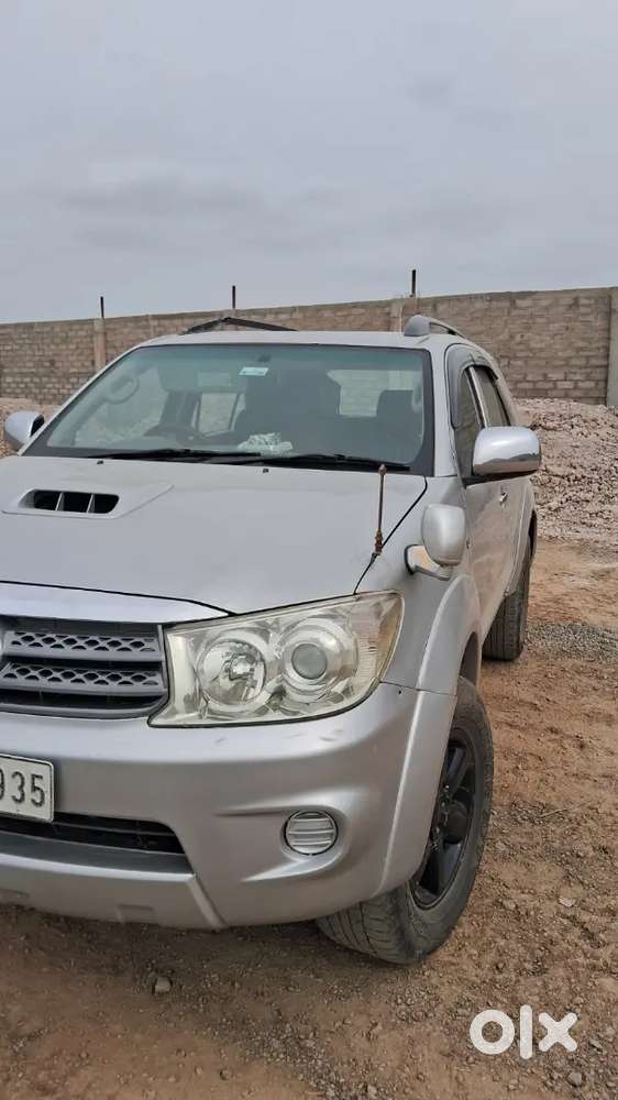 Toyota Fortuner Diesel Manual 2012