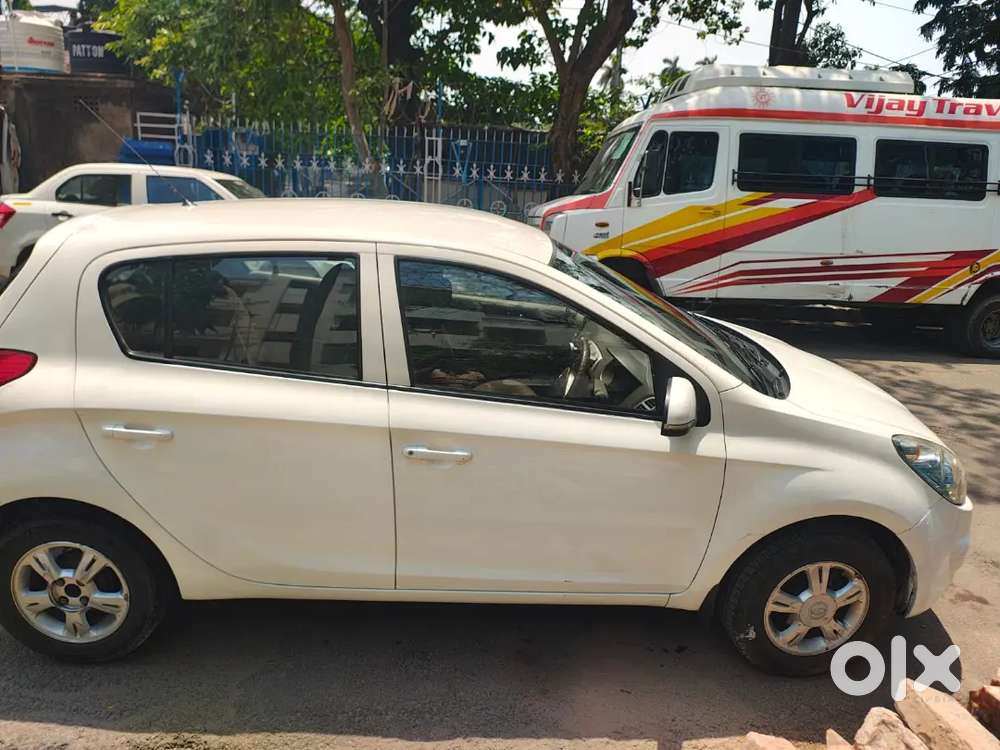 Hyundai I20 2010 Petrol Well Maintained