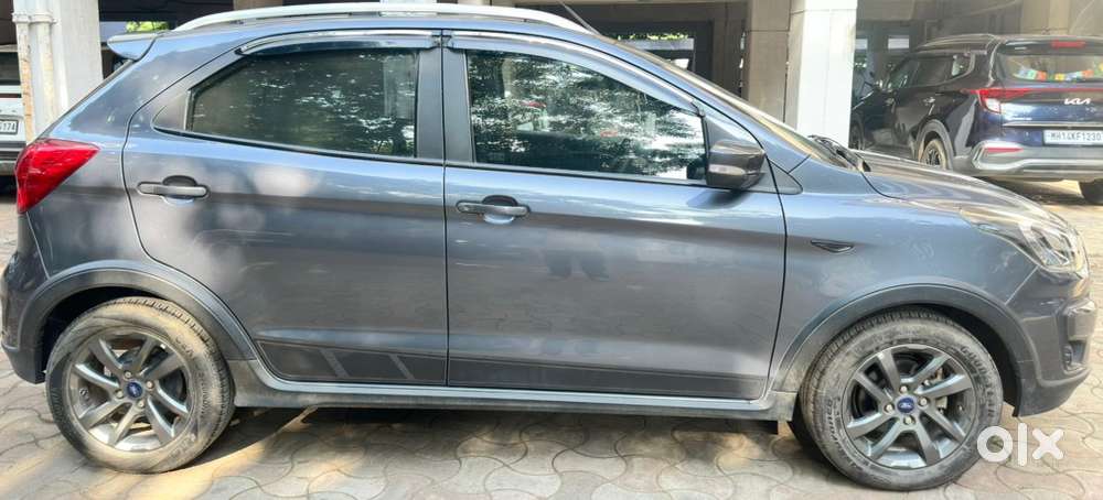 Ford Petrol 2021 Car