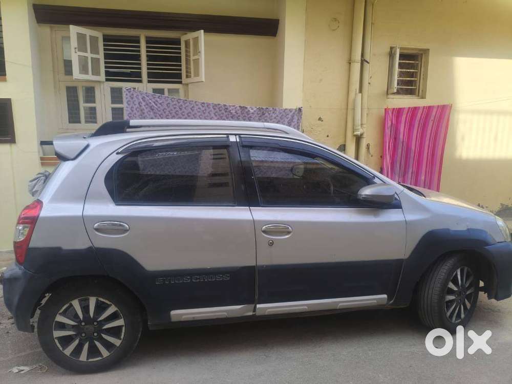 Toyota Etios Cross 2016 Diesel Well Maintained