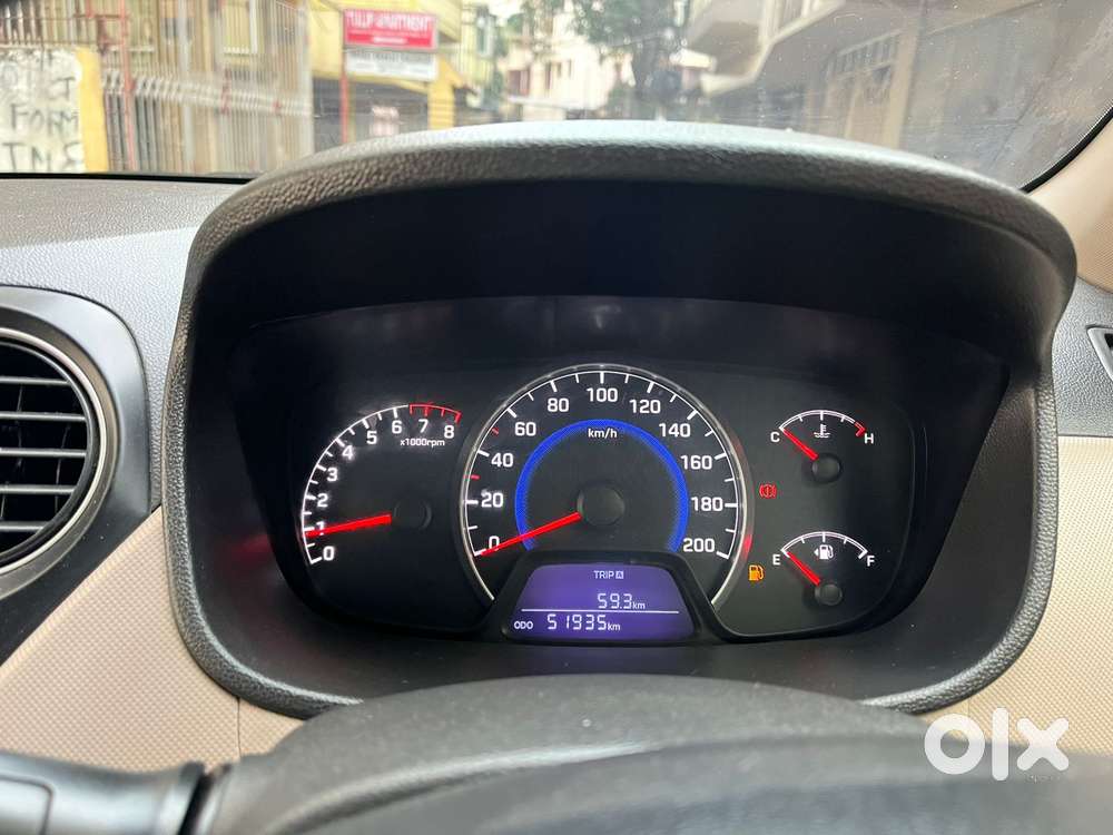 Hyundai Grand I10 1.2 Kappa Sportz, 2016, Petrol