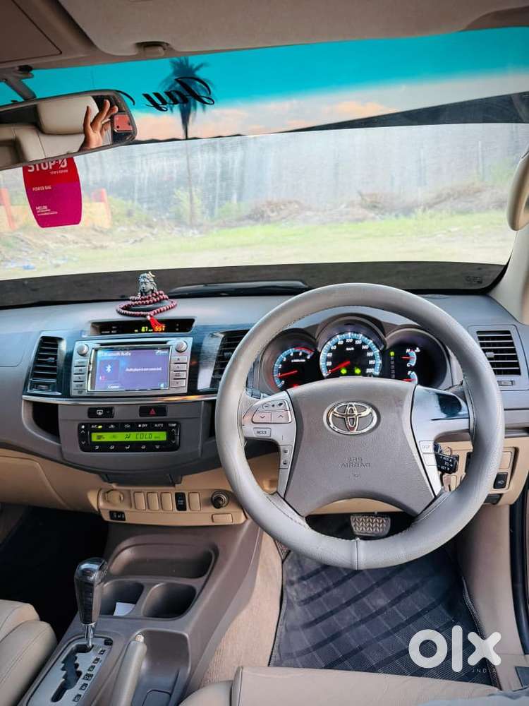 Toyota Fortuner Diesel 2012