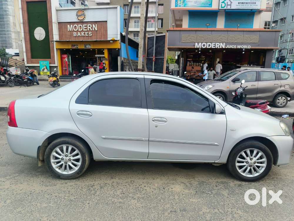 Toyota Etios 2010-2012 V, 2011, Petrol