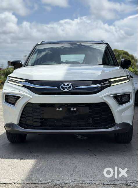 Toyota Urban Cruiser Hyryder 2025 Hybrid Aero