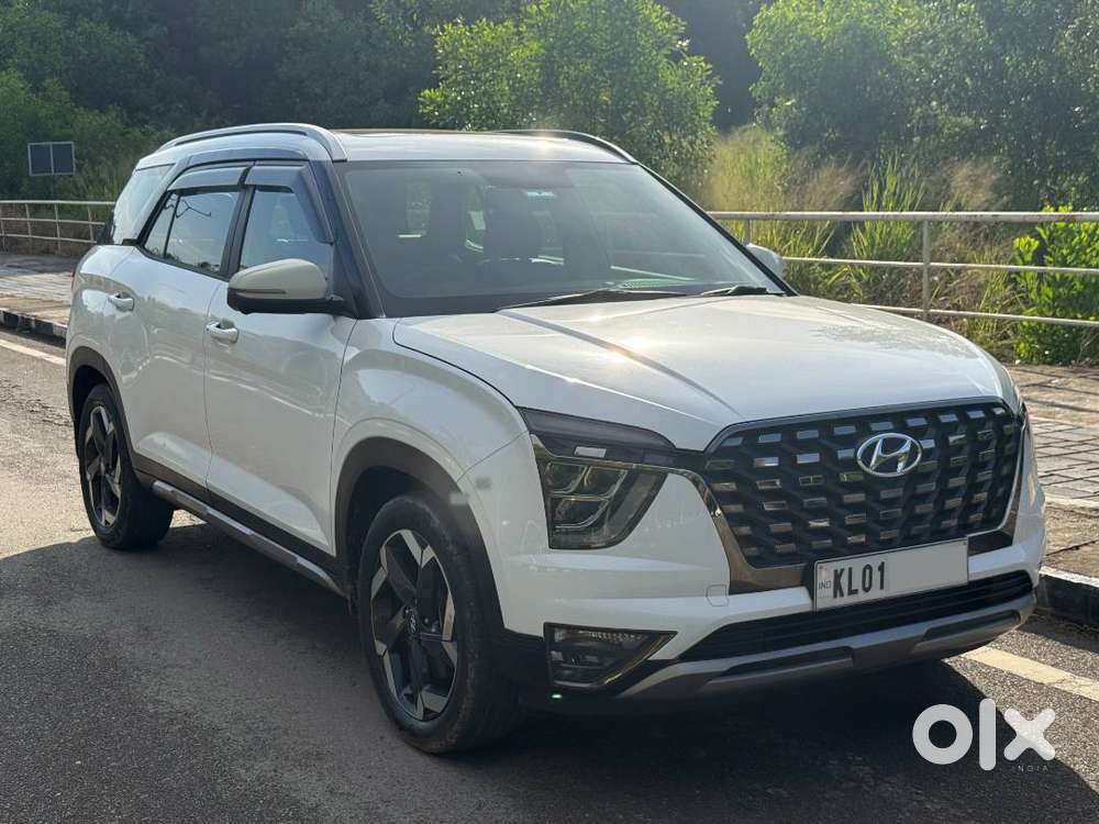Hyundai Alcazar Platinum 2.0 Petrol Manual &ndash; 2022 Model