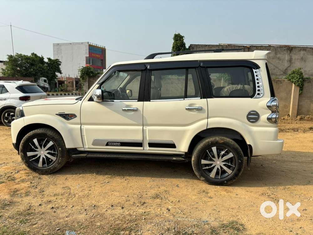 Mahindra Diesel Car 2017