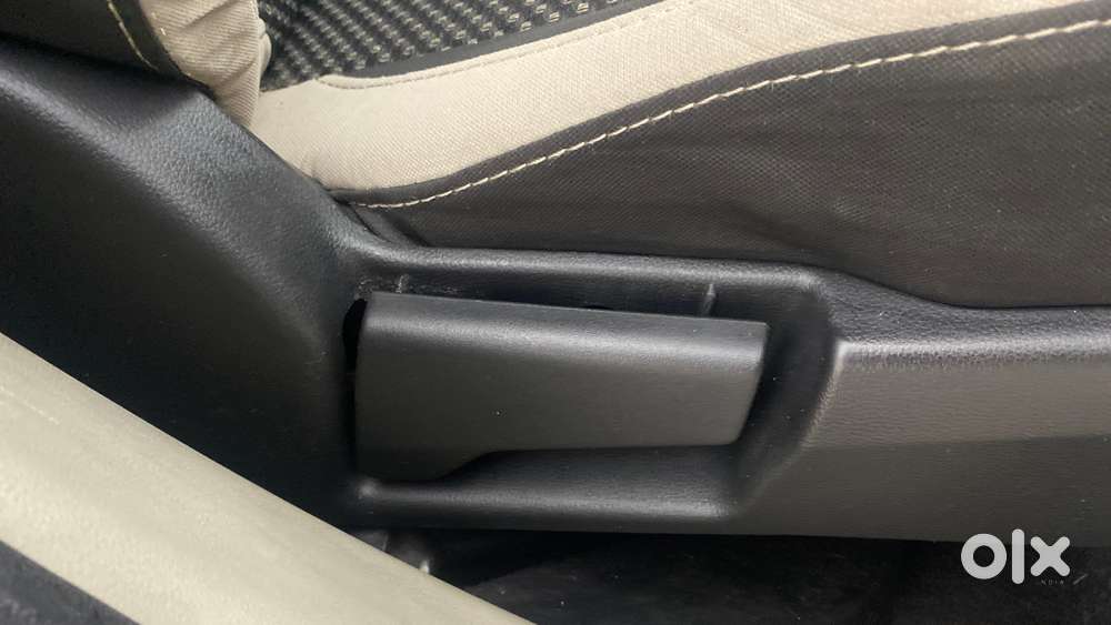 Renault Triber Rxz, 2020, Petrol