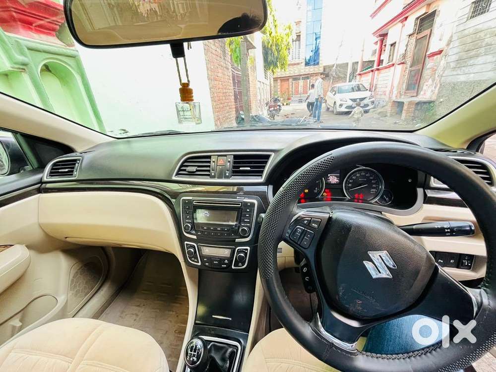 Maruti Suzuki Ciaz 2015 Diesel 85000 Km Driven