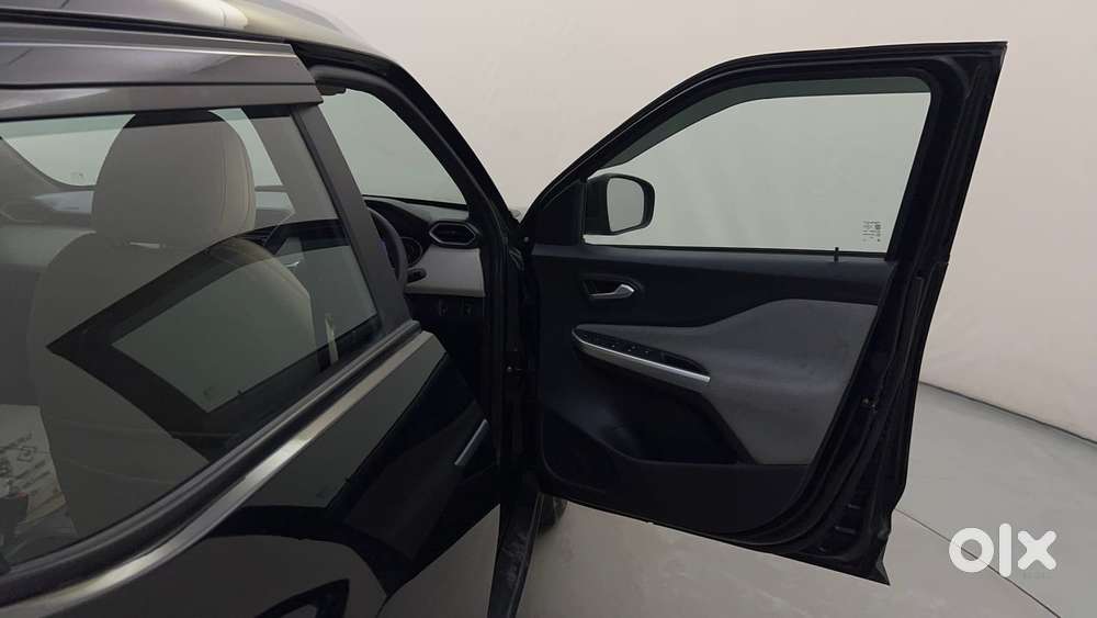 Nissan Magnite 1.0 Xl, 2024, Petrol