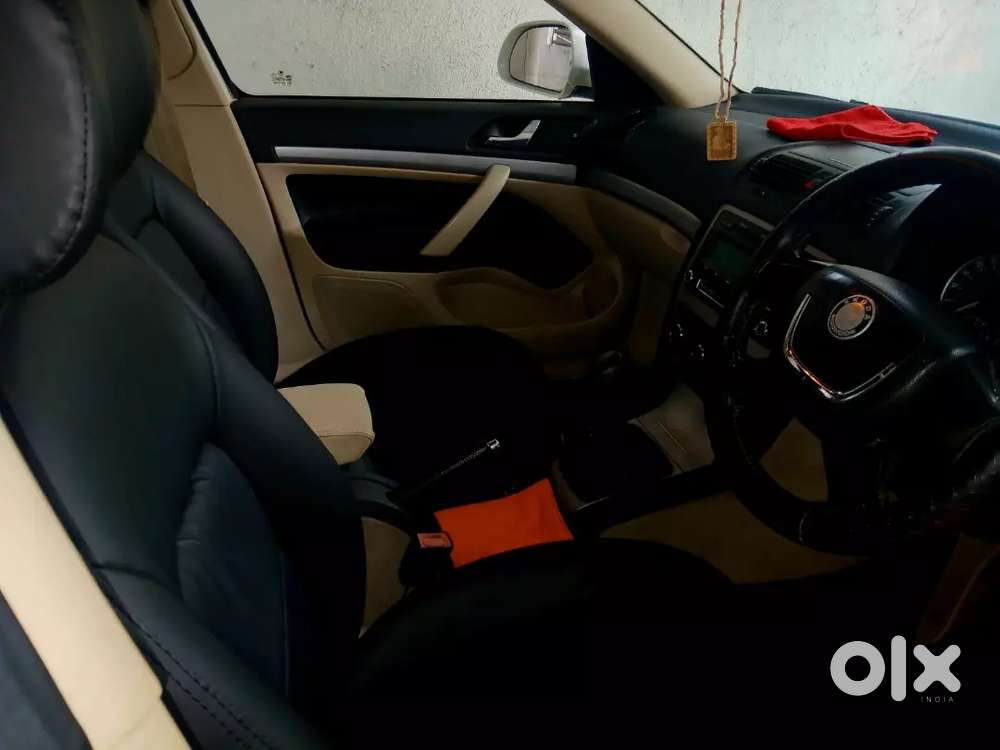 Skoda Laura 2.0 Ambition Diesel Manual