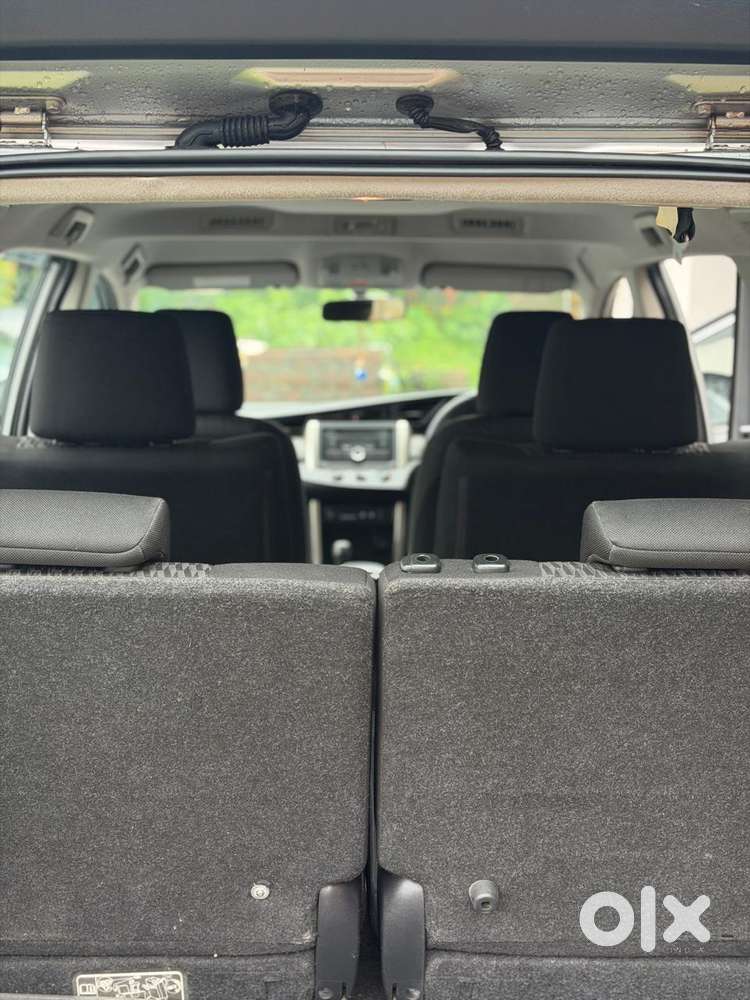 Toyota Innova Crysta 2.8 Gx At, 2017, Diesel
