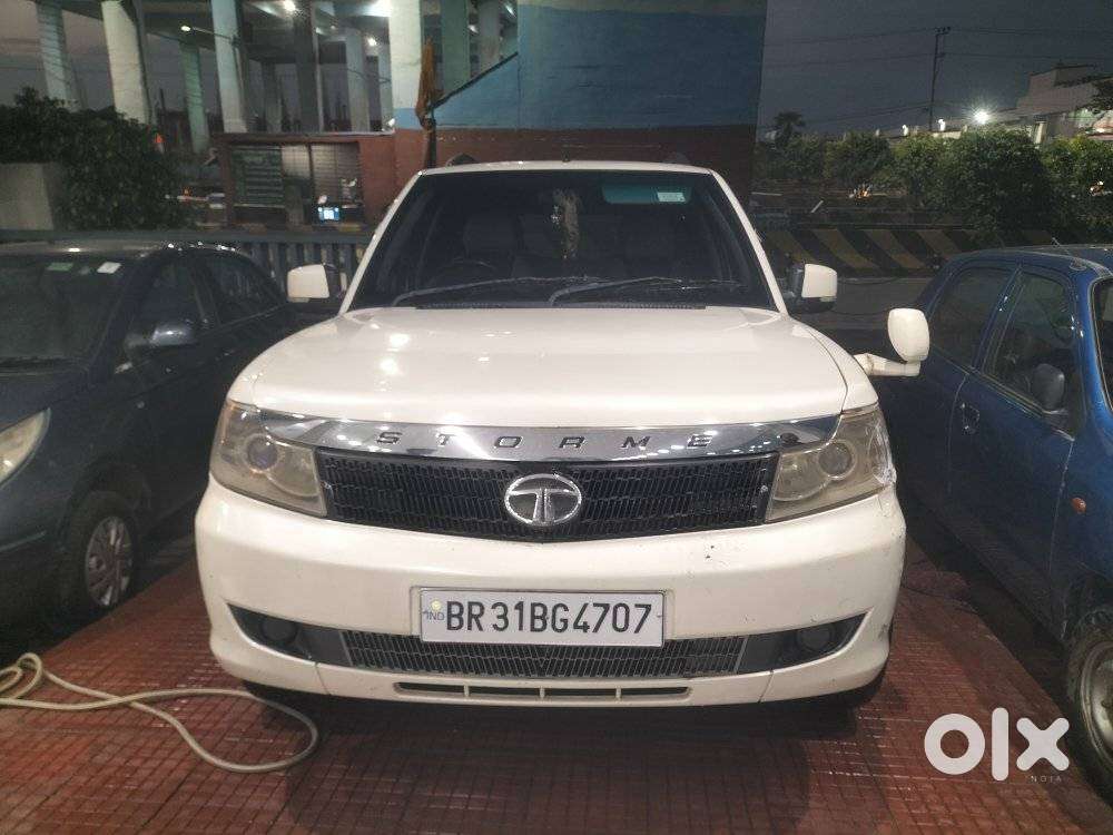Tata Safari Storme Lx, 2013, Diesel