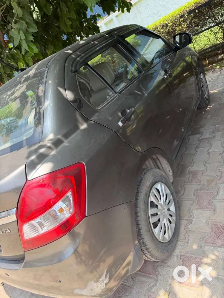 Maruti Suzuki Dzire Vxi 2016