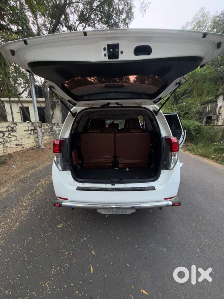 Toyota Innova Crysta 2021 Diesel Well Maintained