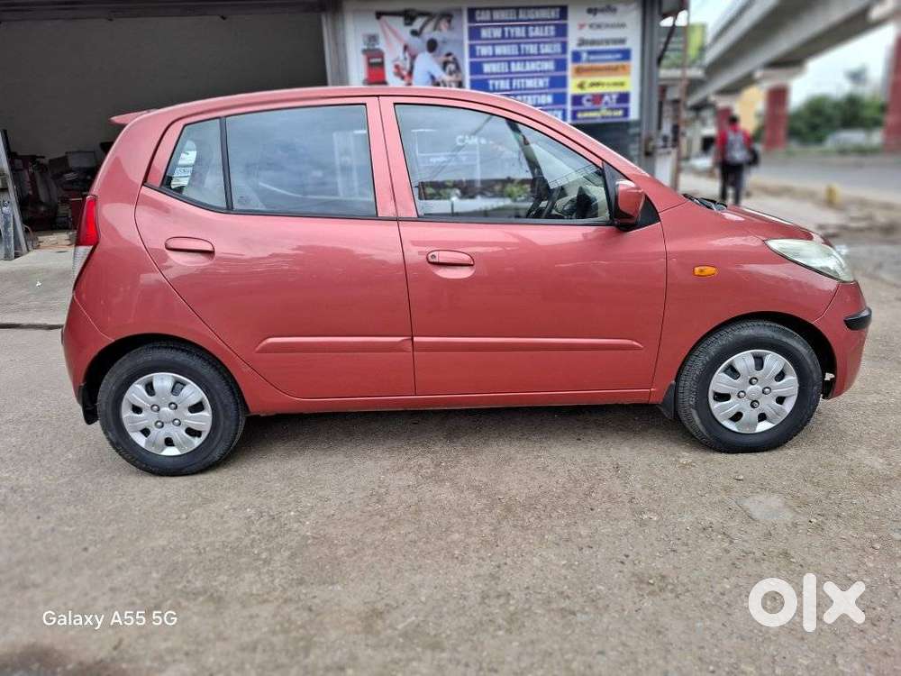 Hyundai I10 Sportz At, 2010, Petrol