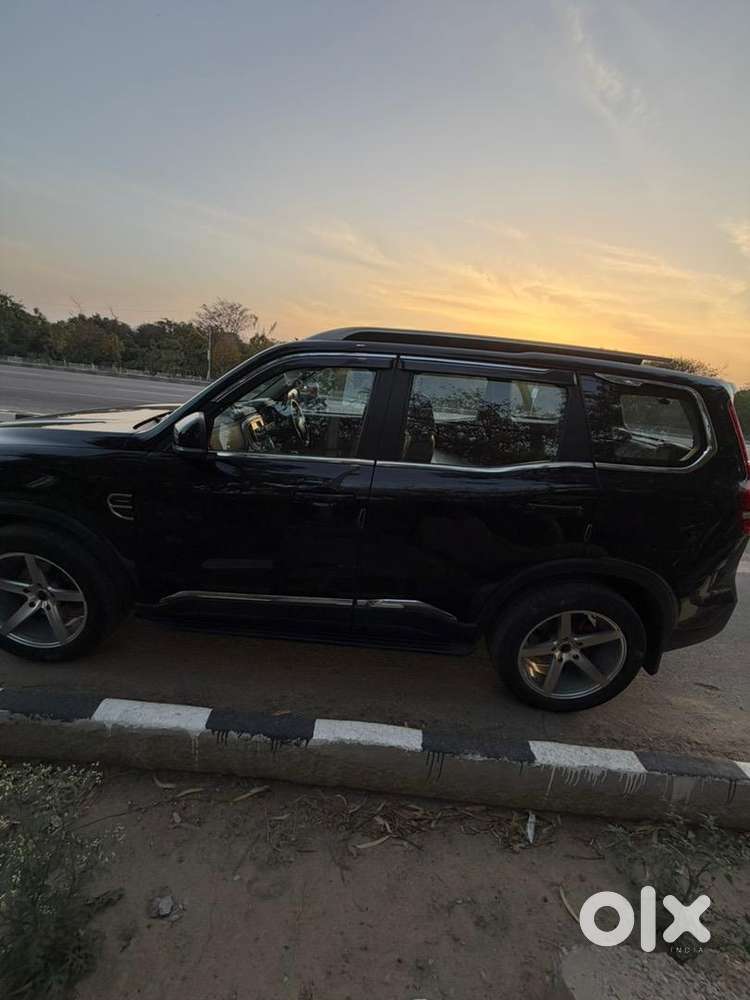 Mahindra Diesel Car 2025