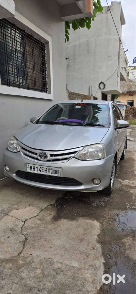 Toyota Etios Liva 2014 Petrol Well Maintained